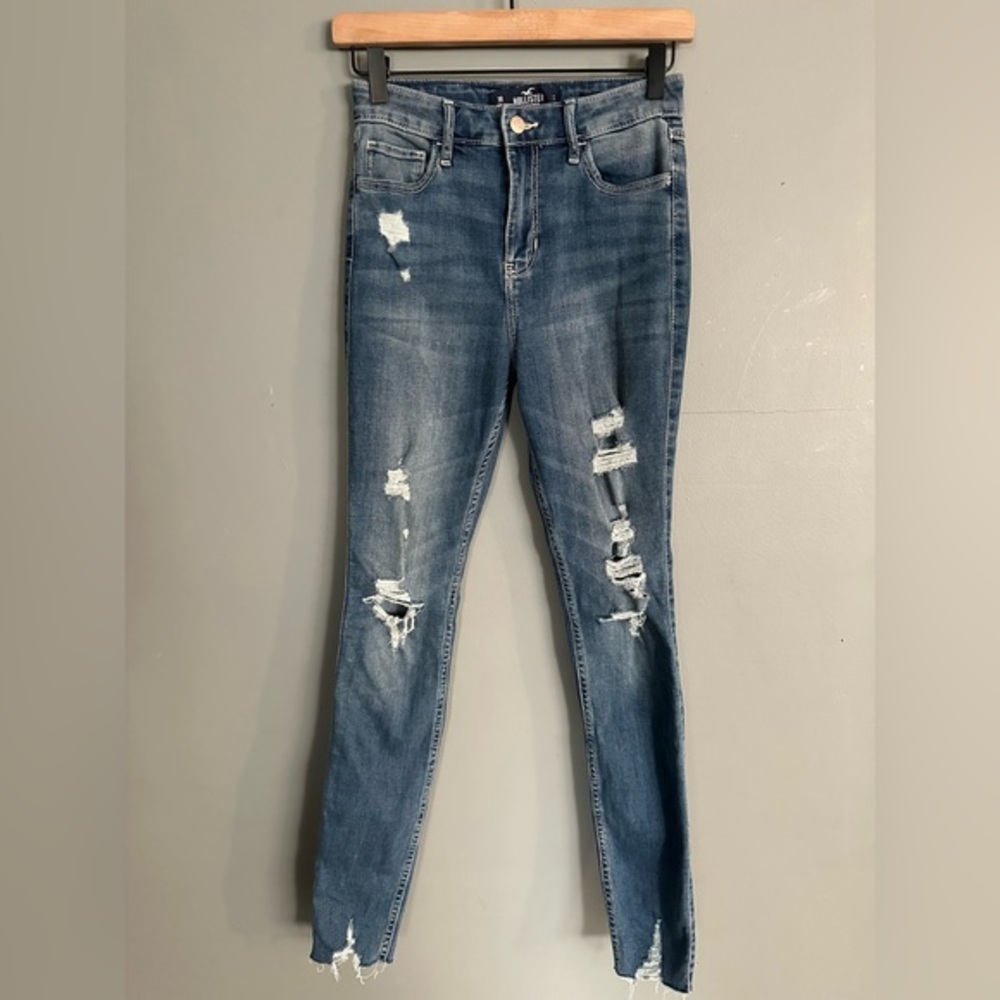 Hollister Women's‎ High-Rise Super Skinny Distressed Jeans | Medium Wash